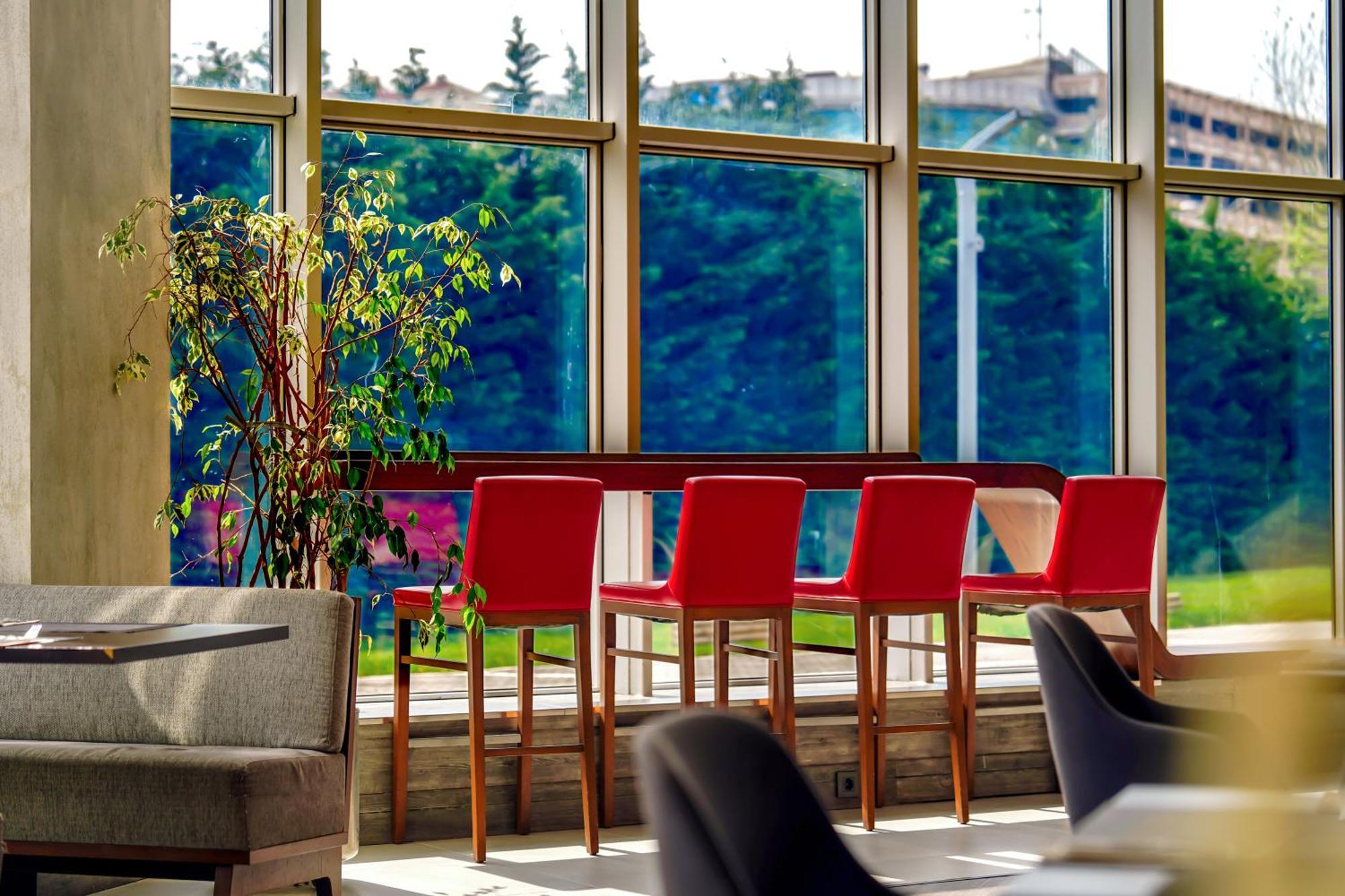 Ramada Encore Istanbul Bayrampasa — Foto’s 2